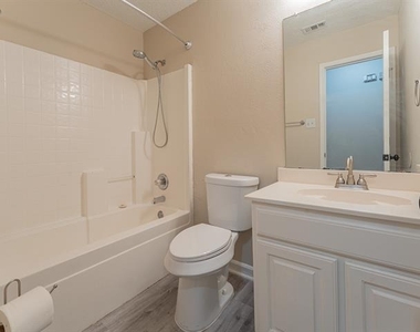 5807 Rock Meadow Trail - Photo Thumbnail 20