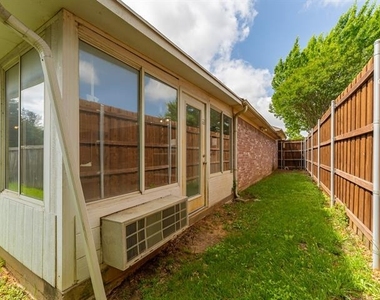 5807 Rock Meadow Trail - Photo Thumbnail 32
