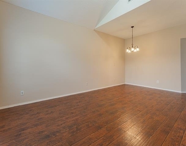 5807 Rock Meadow Trail - Photo Thumbnail 2