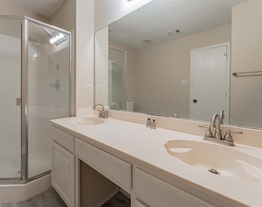 5807 Rock Meadow Trail - Photo Thumbnail 11