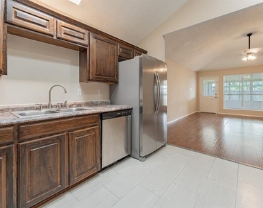 5807 Rock Meadow Trail - Photo Thumbnail 15