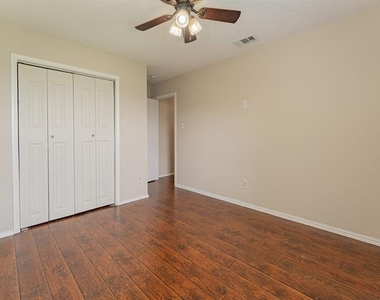 5807 Rock Meadow Trail - Photo Thumbnail 25