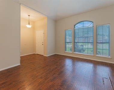 5807 Rock Meadow Trail - Photo Thumbnail 4