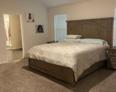 468 Unbridled Road - Photo Thumbnail 5