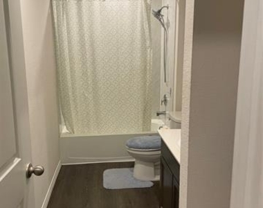 468 Unbridled Road - Photo Thumbnail 7