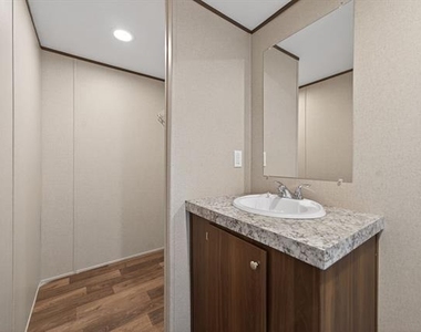 10895 Catfish Drive - Photo Thumbnail 4