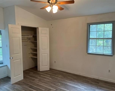 2410 Fm 546 - Photo Thumbnail 9