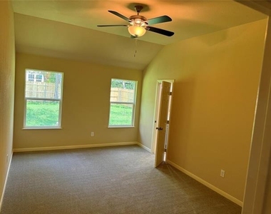 3912 Oneal Street - Photo Thumbnail 9