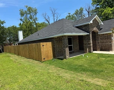 3912 Oneal Street - Photo Thumbnail 1