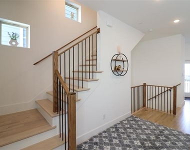 1205 Marc Place - Photo Thumbnail 20