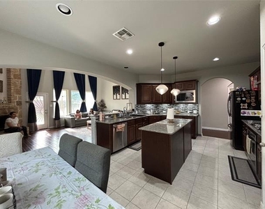 5628 Barrique Boulevard - Photo Thumbnail 11