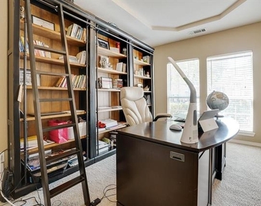 10153 Ferry Farm Lane - Photo Thumbnail 4