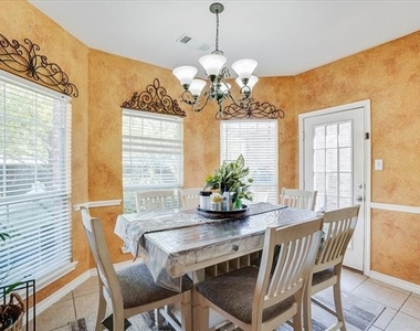 10153 Ferry Farm Lane - Photo Thumbnail 17