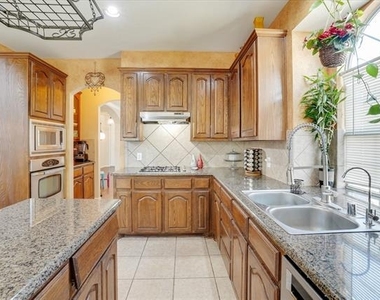 10153 Ferry Farm Lane - Photo Thumbnail 16