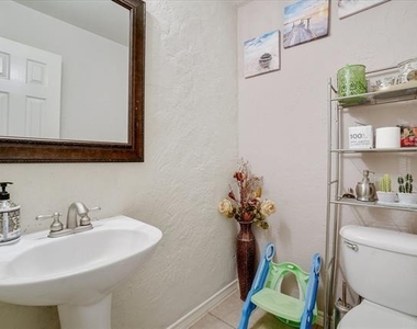 10153 Ferry Farm Lane - Photo Thumbnail 33