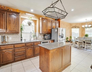 10153 Ferry Farm Lane - Photo Thumbnail 15
