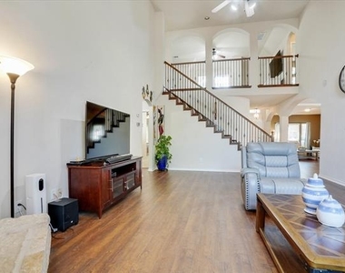 10153 Ferry Farm Lane - Photo Thumbnail 10
