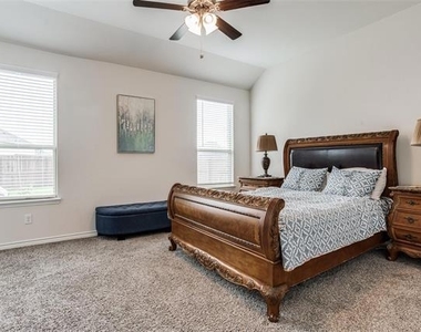 3208 Brady Starr Drive - Photo Thumbnail 17