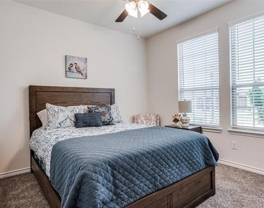 3208 Brady Starr Drive - Photo Thumbnail 19