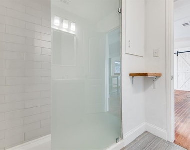 3739 Almazan Drive - Photo Thumbnail 9