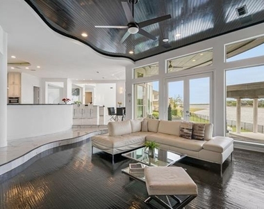 656 Timbercrest Circle - Photo Thumbnail 17