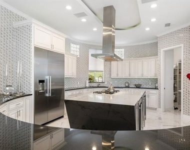 656 Timbercrest Circle - Photo Thumbnail 14