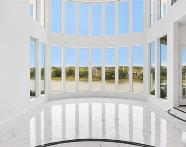 656 Timbercrest Circle - Photo Thumbnail 9