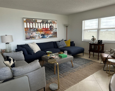 5100 N Ocean Boulevard - Photo Thumbnail 2