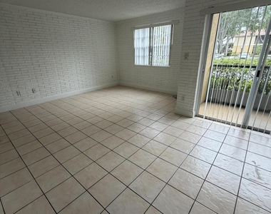 1285 Sw 46th Avenue - Photo Thumbnail 6