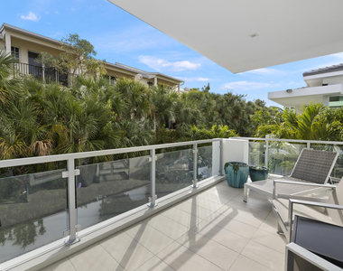 402 Ocean One Lane - Photo Thumbnail 17