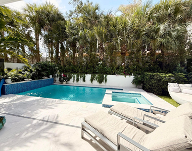 402 Ocean One Lane - Photo Thumbnail 1