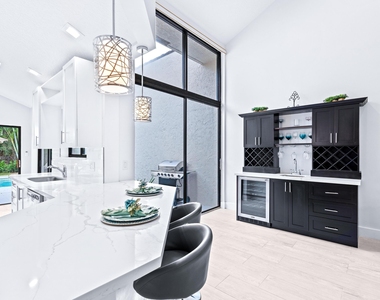 2442 Windsor Way Court - Photo Thumbnail 8