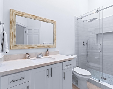 2442 Windsor Way Court - Photo Thumbnail 32