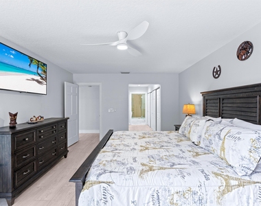 2442 Windsor Way Court - Photo Thumbnail 16