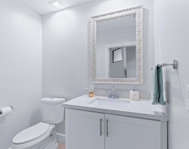2442 Windsor Way Court - Photo Thumbnail 36
