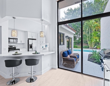 2442 Windsor Way Court - Photo Thumbnail 9