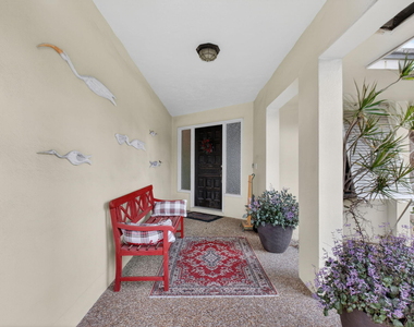 30 Spanish River Drive - Photo Thumbnail 5