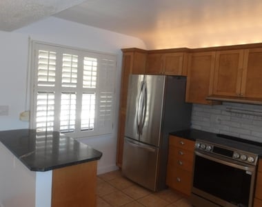 896 N Federal Highway - Photo Thumbnail 3