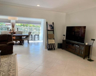3230 Aqua Vista Drive - Photo Thumbnail 24