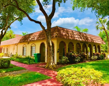 257 S Cypress Road - Photo Thumbnail 22