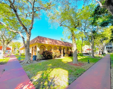 257 S Cypress Road - Photo Thumbnail 23