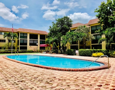257 S Cypress Road - Photo Thumbnail 20