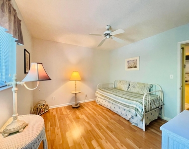 257 S Cypress Road - Photo Thumbnail 15