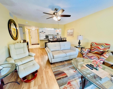 257 S Cypress Road - Photo Thumbnail 10