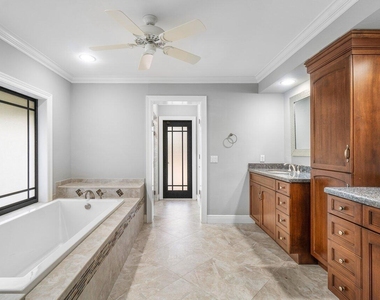 2150 Nw 23rd Way - Photo Thumbnail 21