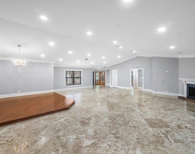 2150 Nw 23rd Way - Photo Thumbnail 7