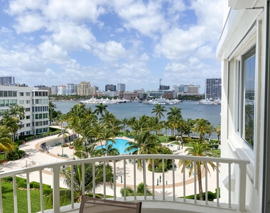 44 Cocoanut Row - Photo Thumbnail 1