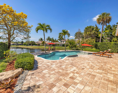8256 Bradford Way - Photo Thumbnail 51
