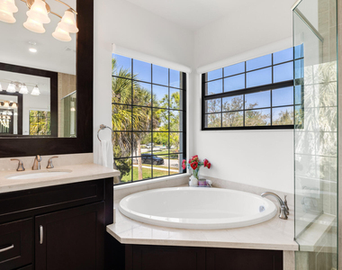 8256 Bradford Way - Photo Thumbnail 29