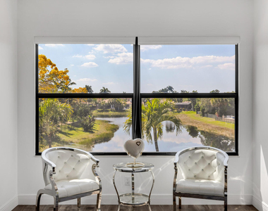 8256 Bradford Way - Photo Thumbnail 27